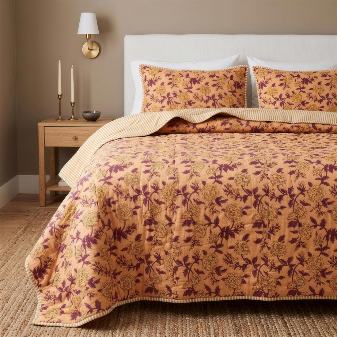 Apricot Rosette Vine Quilt