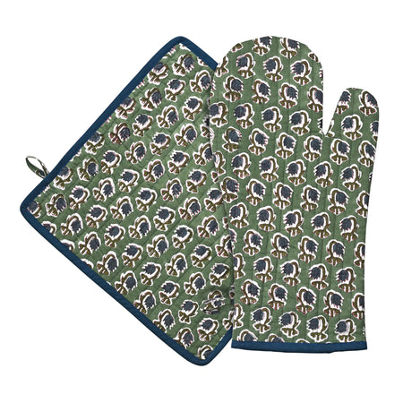 Basil Green Oven Mitt Set