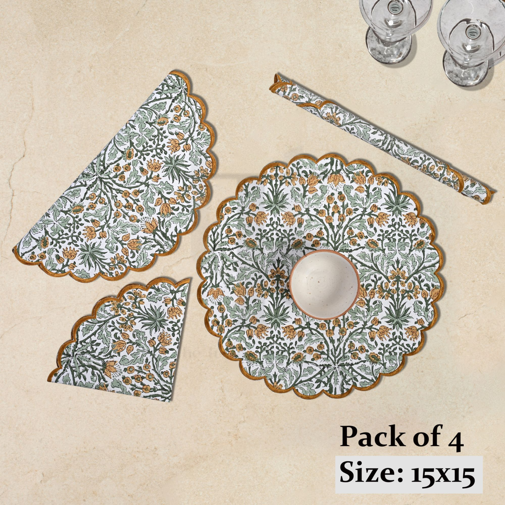 Pack of 4 decorative placemats with floral patterns on a beige background