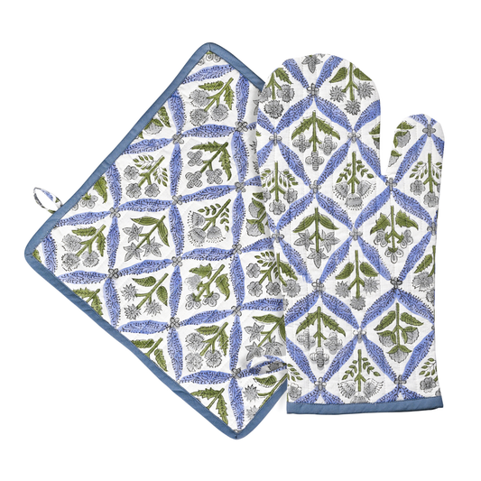 Set of kitchen towels with geometric leaf pattern on a white background